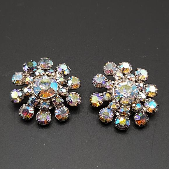 Vintage 1950s Aurora Borealis Rhinestone Flower Clip Earrings 1.25” - Picture 1 of 11